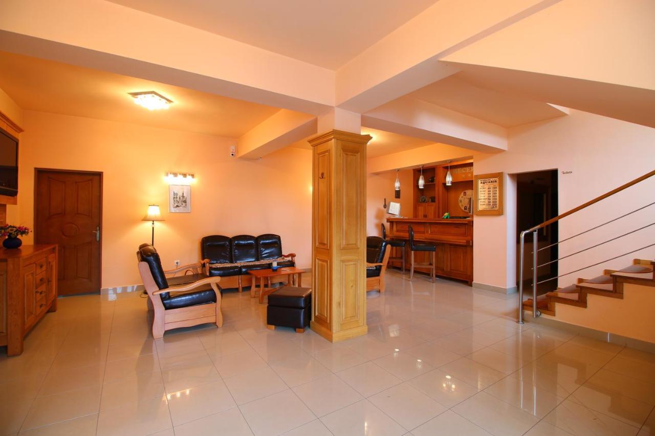 Pension Aquaris Hotel Sighişoara Buitenkant foto